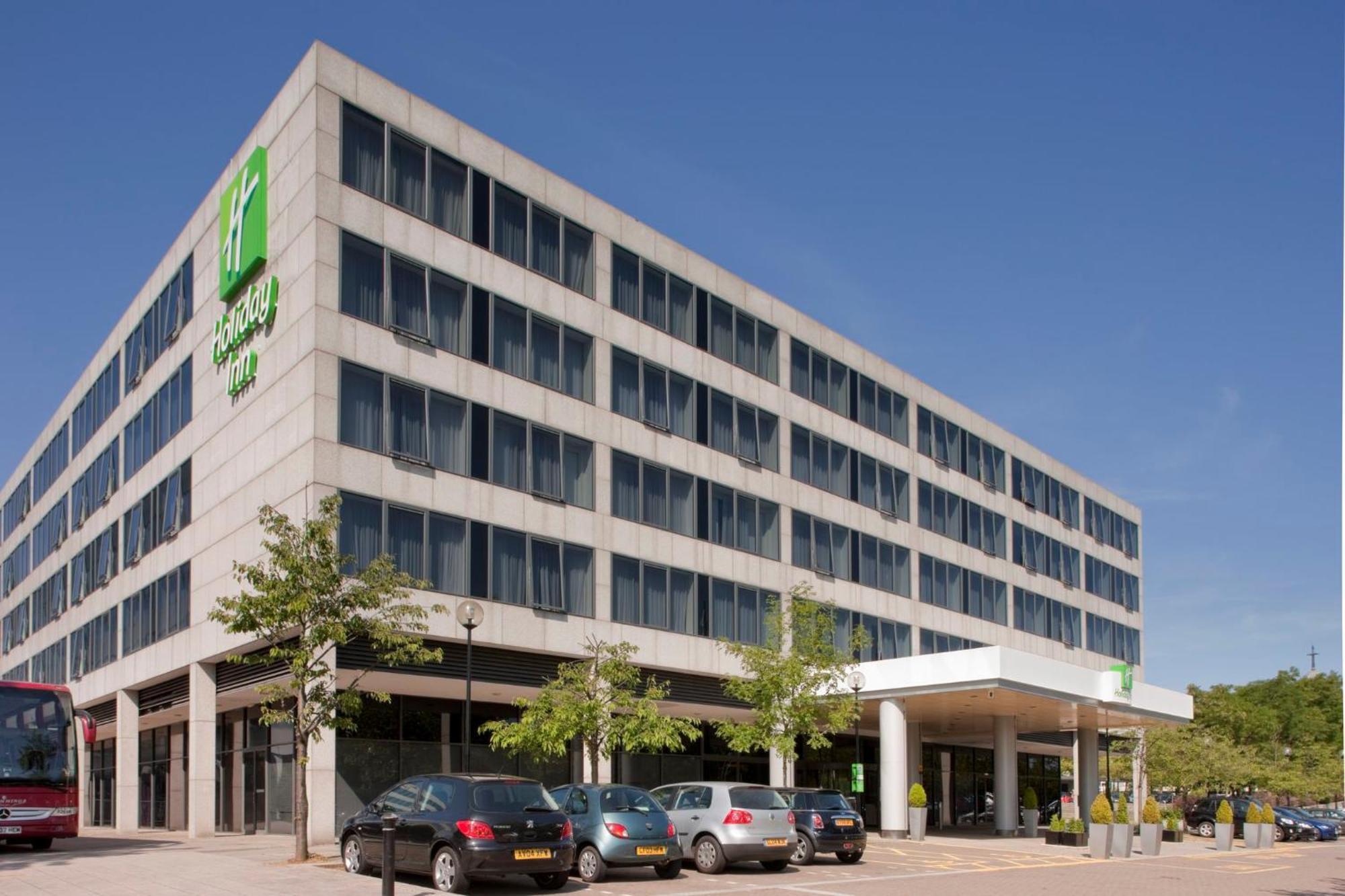 Holiday Inn Milton Keynes Central, An Ihg Hotel Extérieur photo